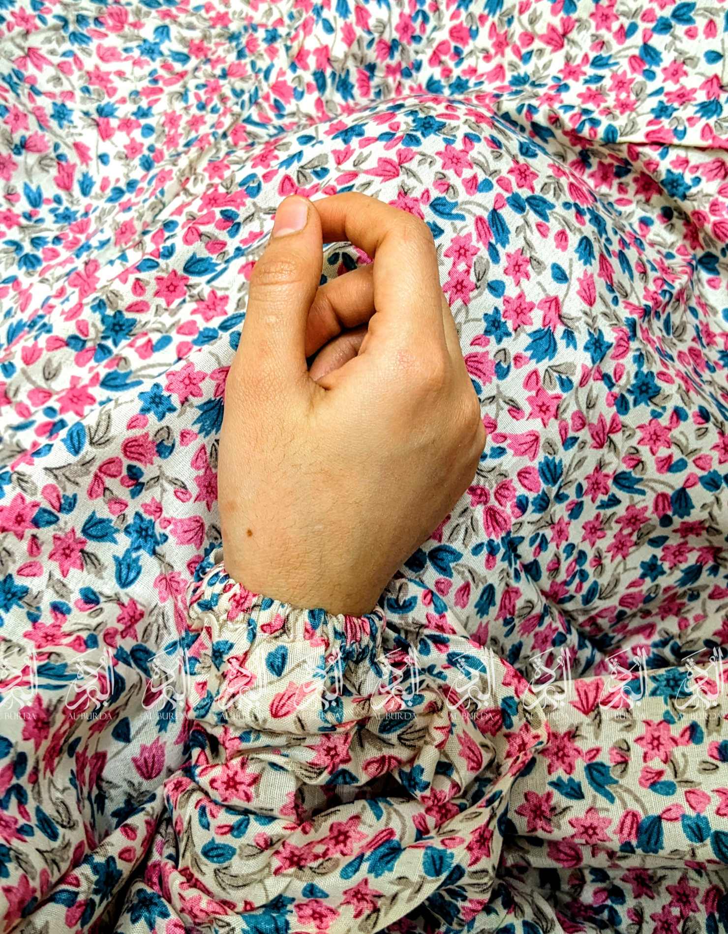 Namaz Chadar With Sleeves - Flora Pinkish